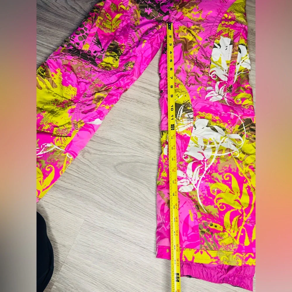 Obermeyer girls size 10 pink/green/wht insulated waterproof snow pants MSRP $140